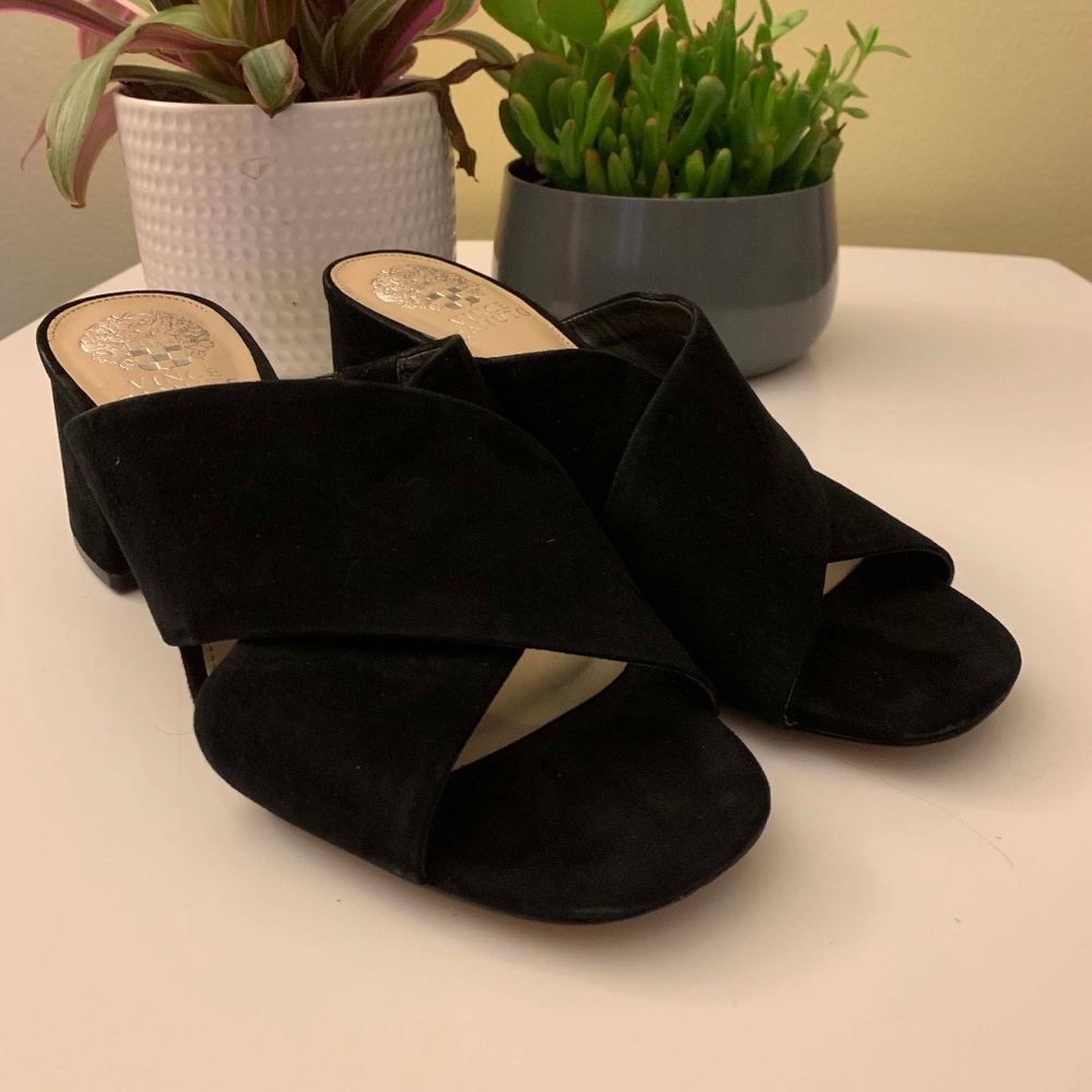 VINCE CAMUTO STANIA – BLOCK-HEEL MULE - Size 8